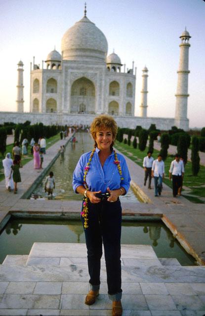 //liz in india_ _