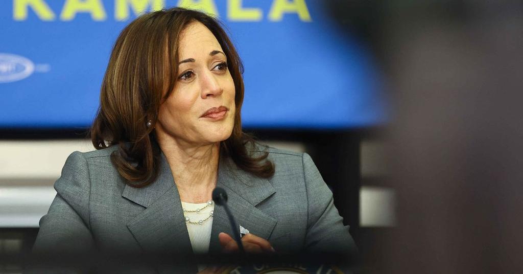 Kamala Harris Shouts 'Shrimp and Grits' When Asked About Hamas ...