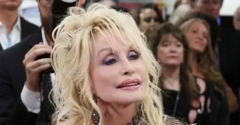 dolly parton at center of fears