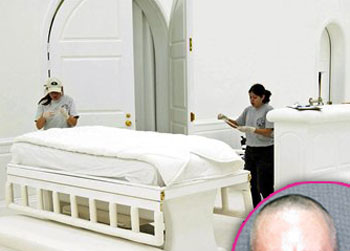 //warren jeffs rape bed