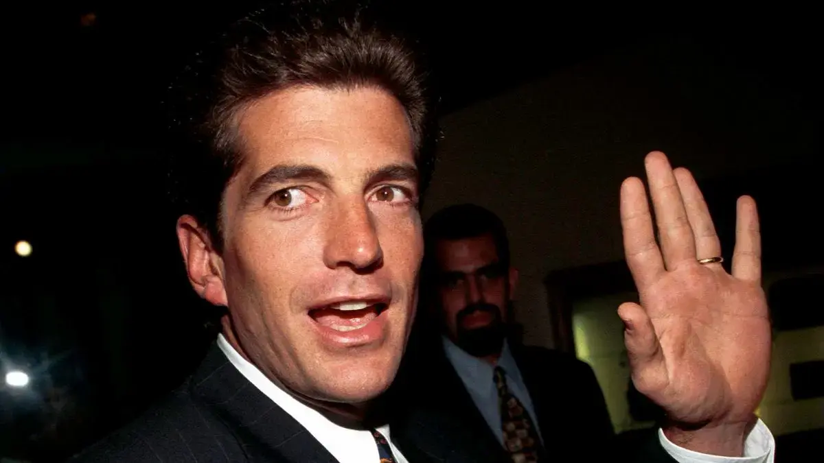 John F. Kennedy Jr. reportedly had an affair with Sybil Hill.