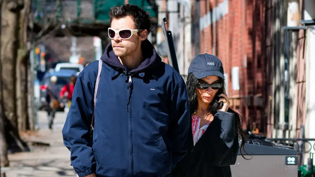 Photo of Harry Styles and Zoe Kravitz