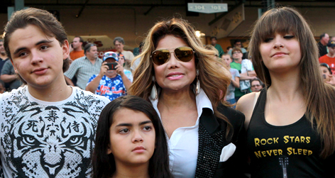 //latoya exploit mj kids splash