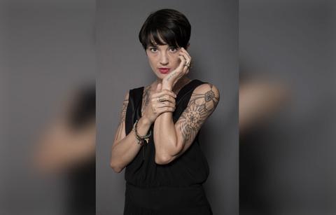 //harvey weinstein sexual harassment angelina jolie gwyneth paltrow mira sorvino allegations