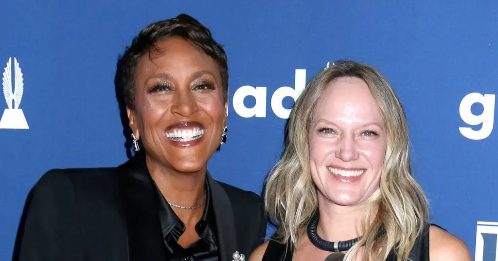 robin roberts banned amy robach and tj holmes from wedding after good morning america affair scandal