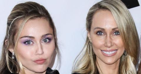 miley cyrus got her mom hooked on pot after near fatal bus fire