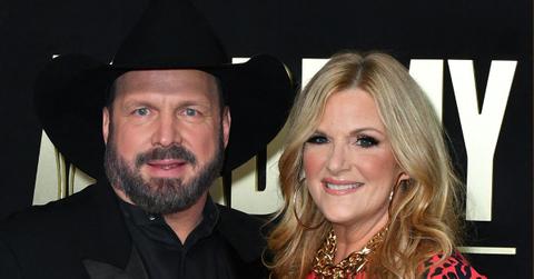 Split photo of Garth Brooks, Trisha Yearwood
