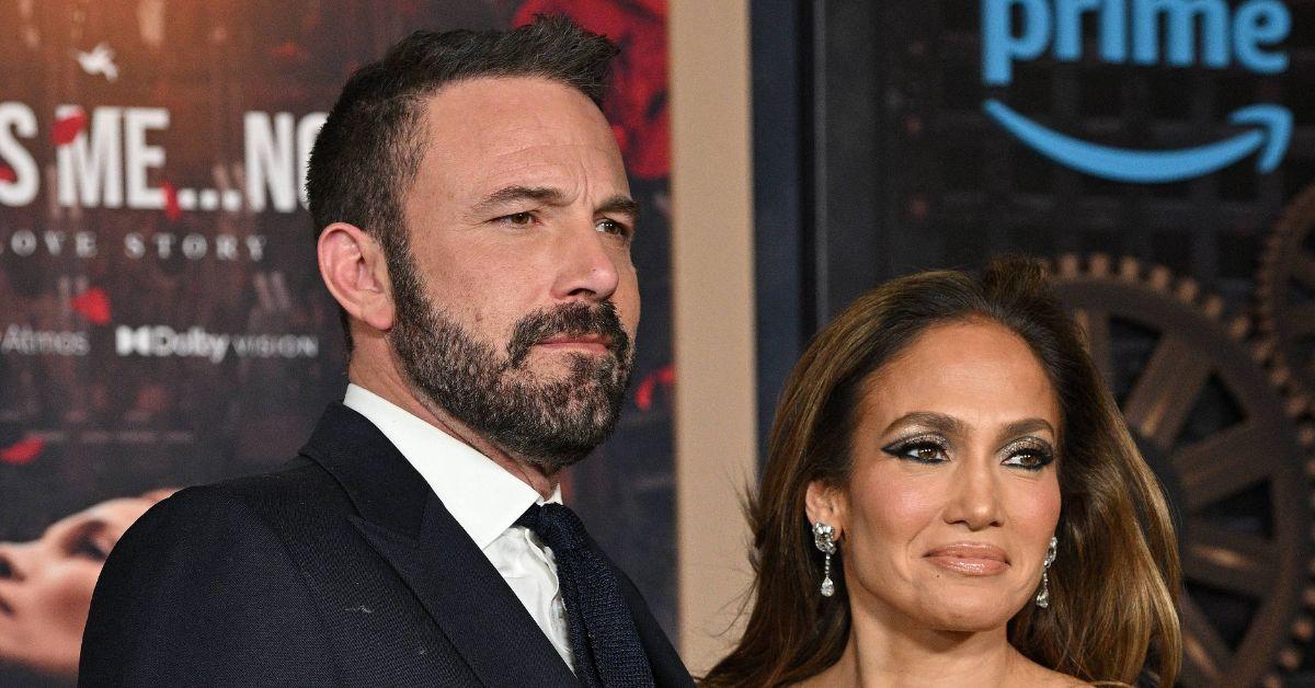 ben affleck jennifer lopez officially set divorce papers finalized