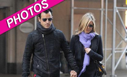 //jennifer aniston black