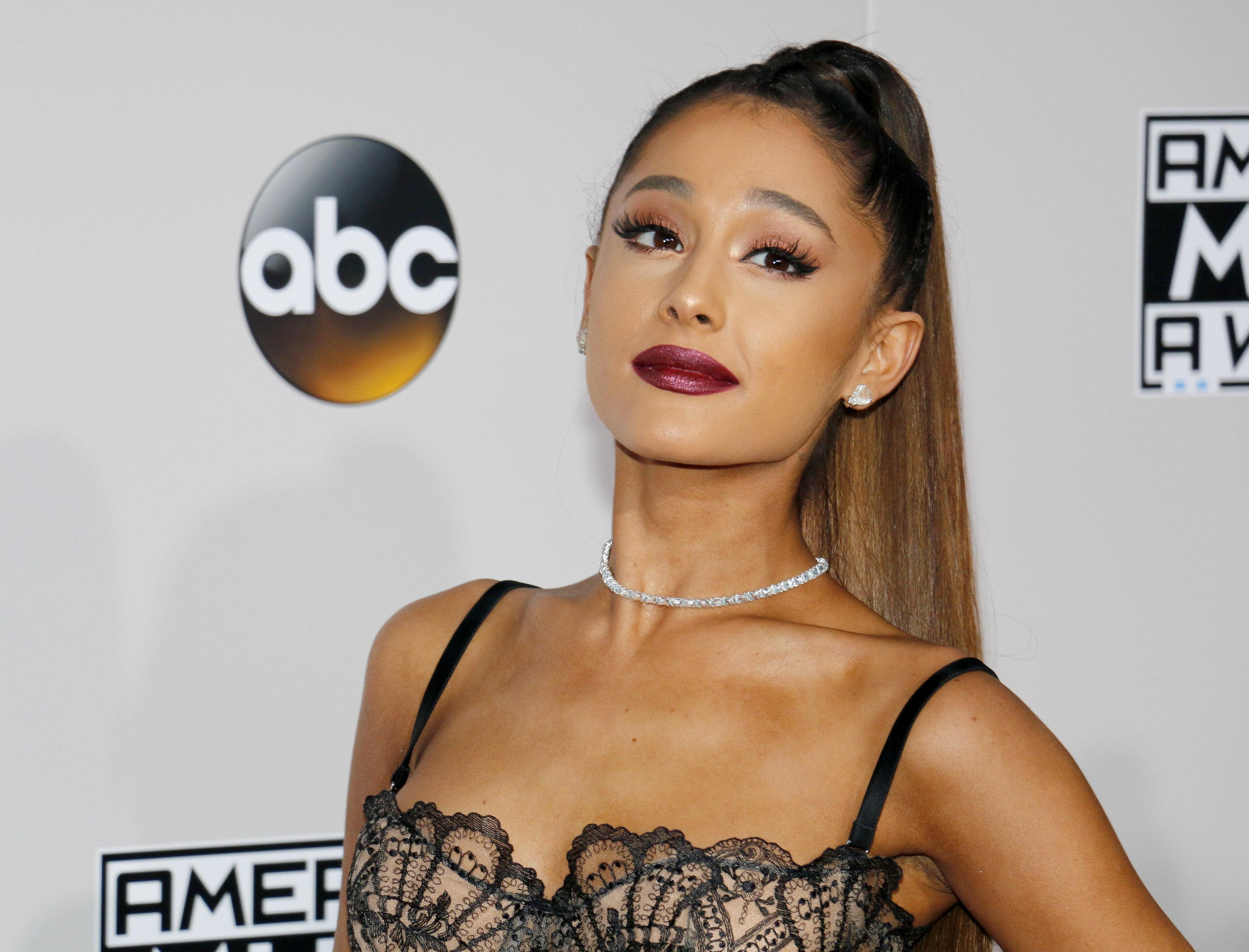 Celebrity plastic surgery procedures - before and after photos - Ariana  Grande, Gallery