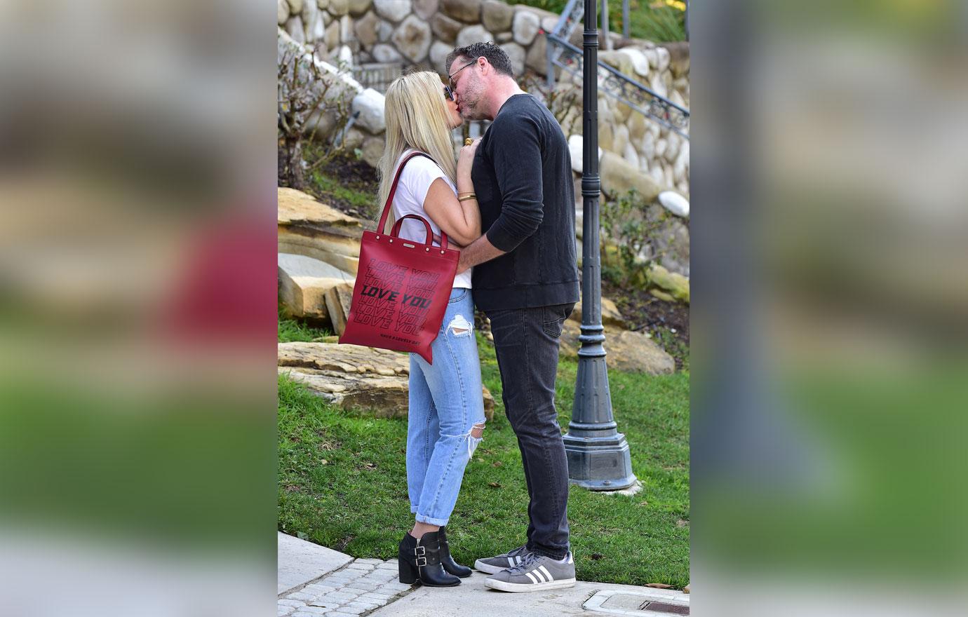 Tori Spelling And Dean McDermott Pack On PDA Amid Marital And Money Woes