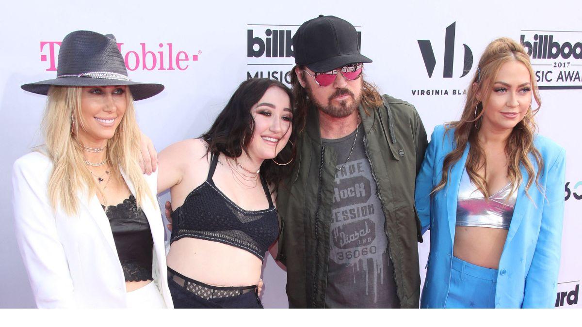 A photo of Billy Ray Cyrus, Tish Cyrus, Noah Cyrus and Brandi Cyrus