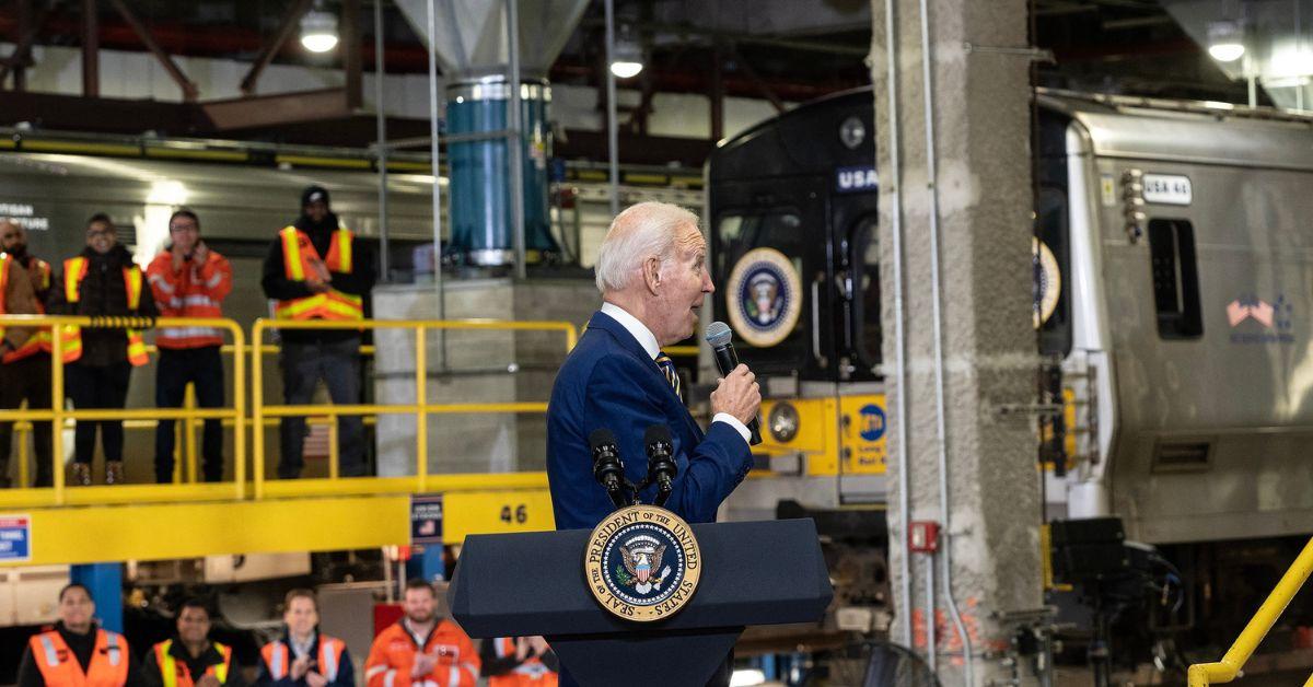 President Biden Grabs Reporter's Hand  When Asked About Covid-19 Emergency