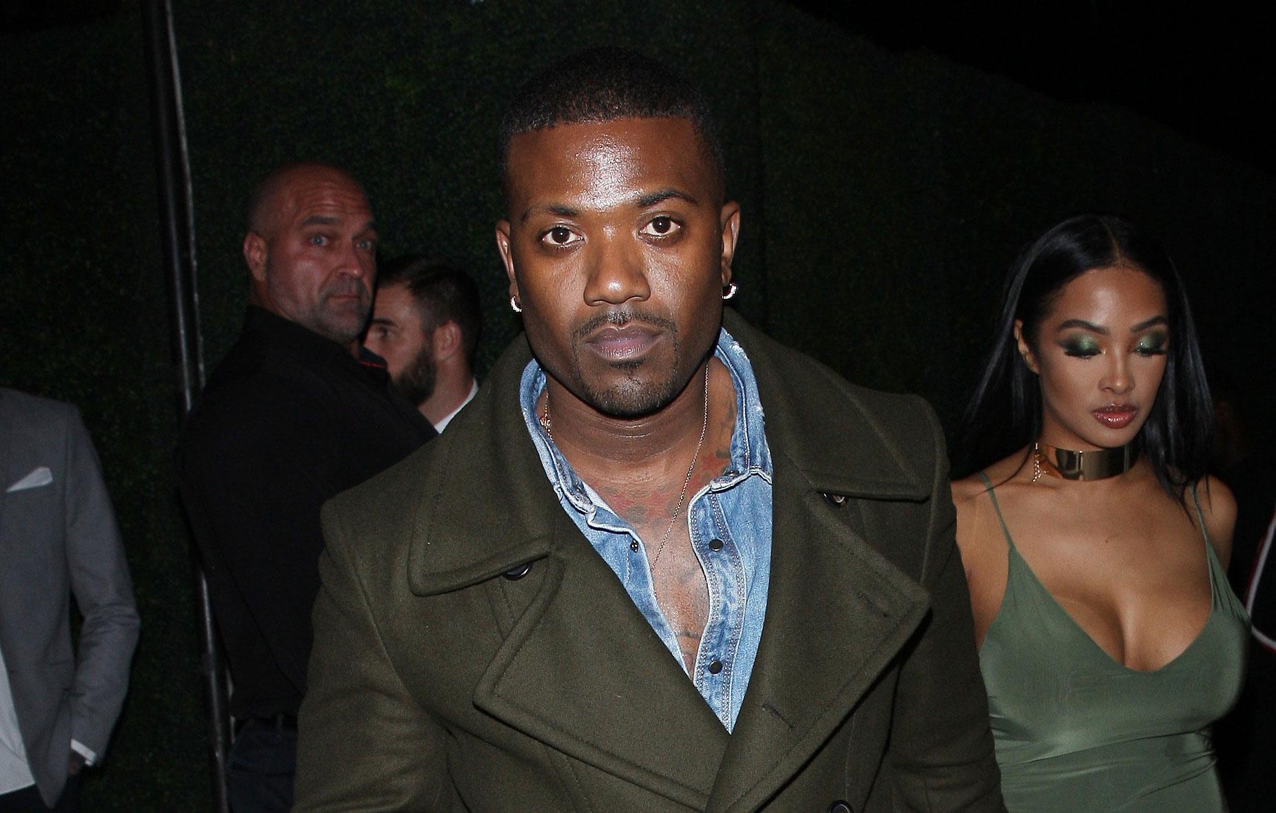 Kanye West almost ruins Beyoncé and Jay-Z's night out at LA