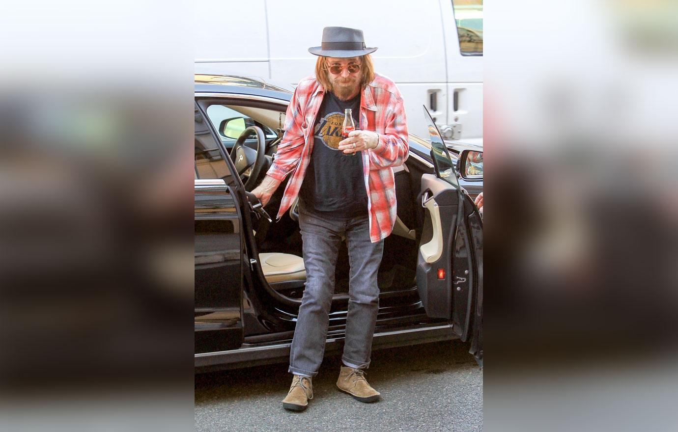 //tom petty dead frail final photos