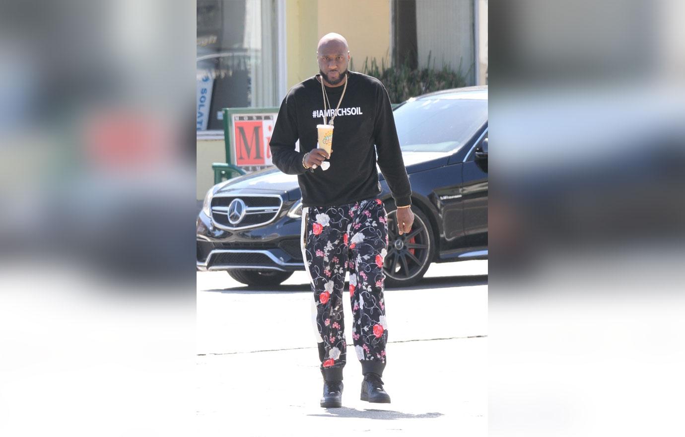 Lamar Odom Lunch Alone Gambling