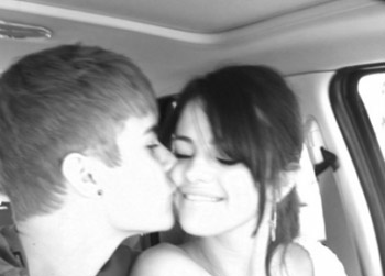 //selenagomezjustinbieber
