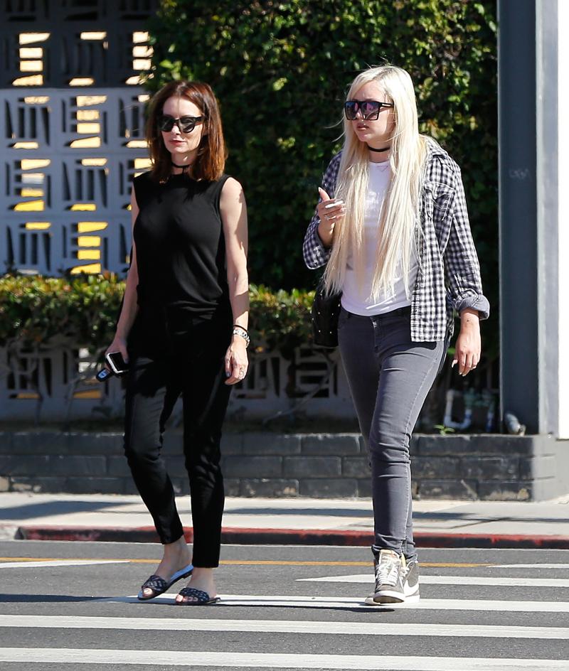 Amanda Bynes Caught Smoking Weight Gain