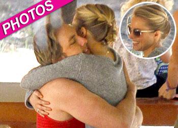 //kristen bell dax shepard griffith park post