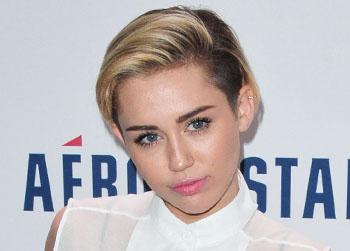 //miley cyrus
