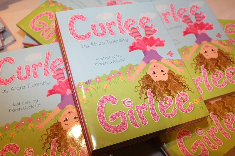 Curlee-Girlee-Book