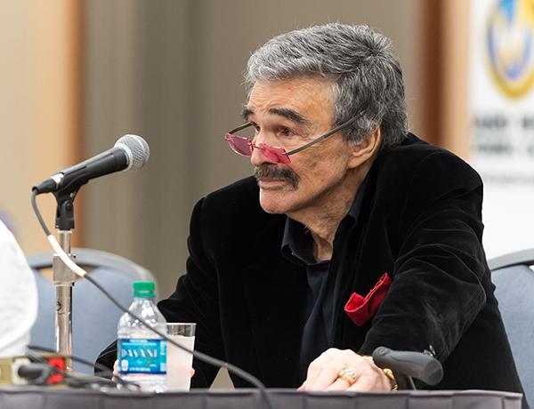 //burt reynolds comic con philadelphia