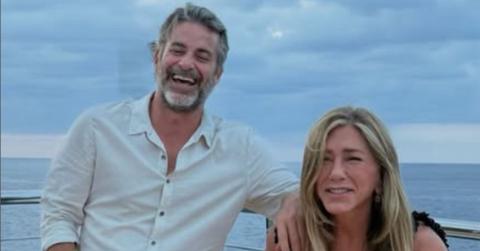Jennifer Aniston reportedly has fears about marriage amid her romantic relationship with Jim Curtis.