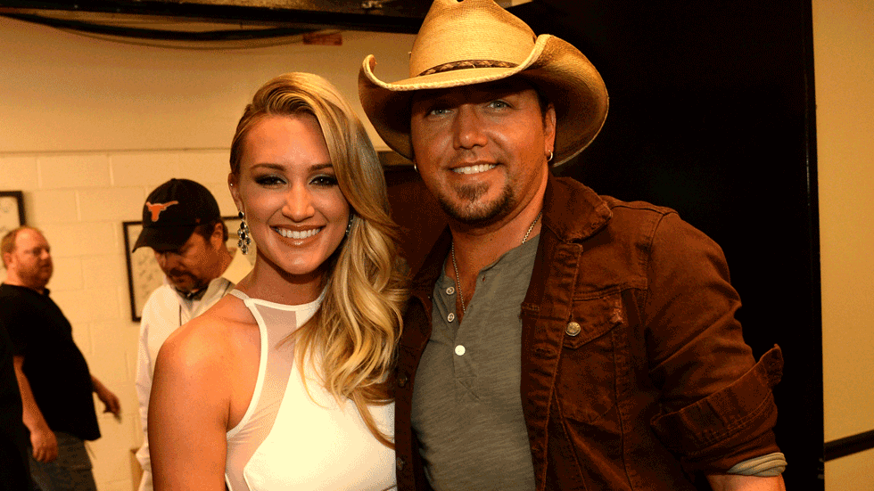 Jason Aldean And Brittany Kerr Are Engaged Get The Exclusive Details Here 