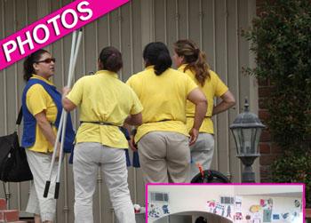 //octo mom cleaning crew house