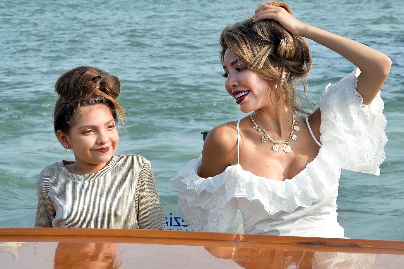 Farrah Abraham Wears White Dress In Venice With Daughter