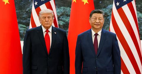 Photo of Donald Trump and Xi Jinping