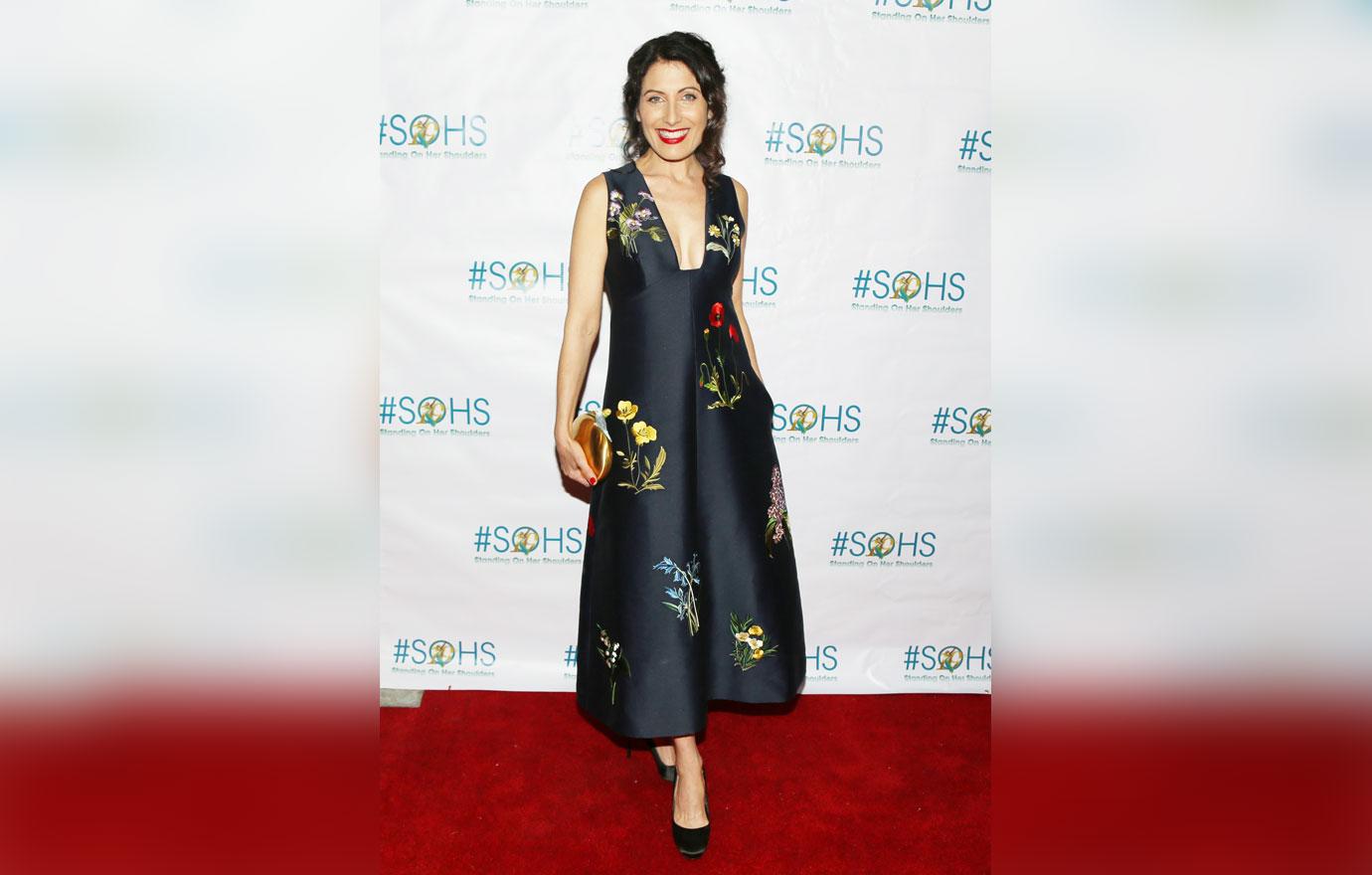 //Lisa Edelstein