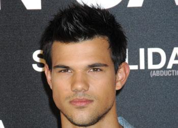 //taylor lautner straight splash