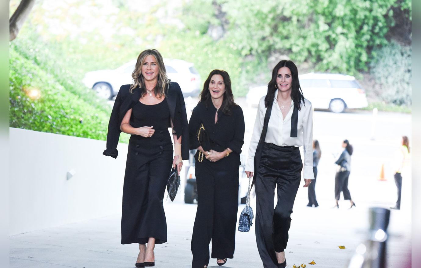 Jennifer Aniston And Courtney Cox Attend Chanel Dinner