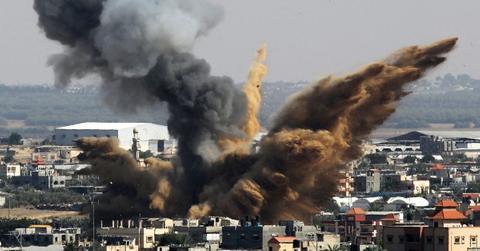 israels attack on gaza levels palestinian pizzeria