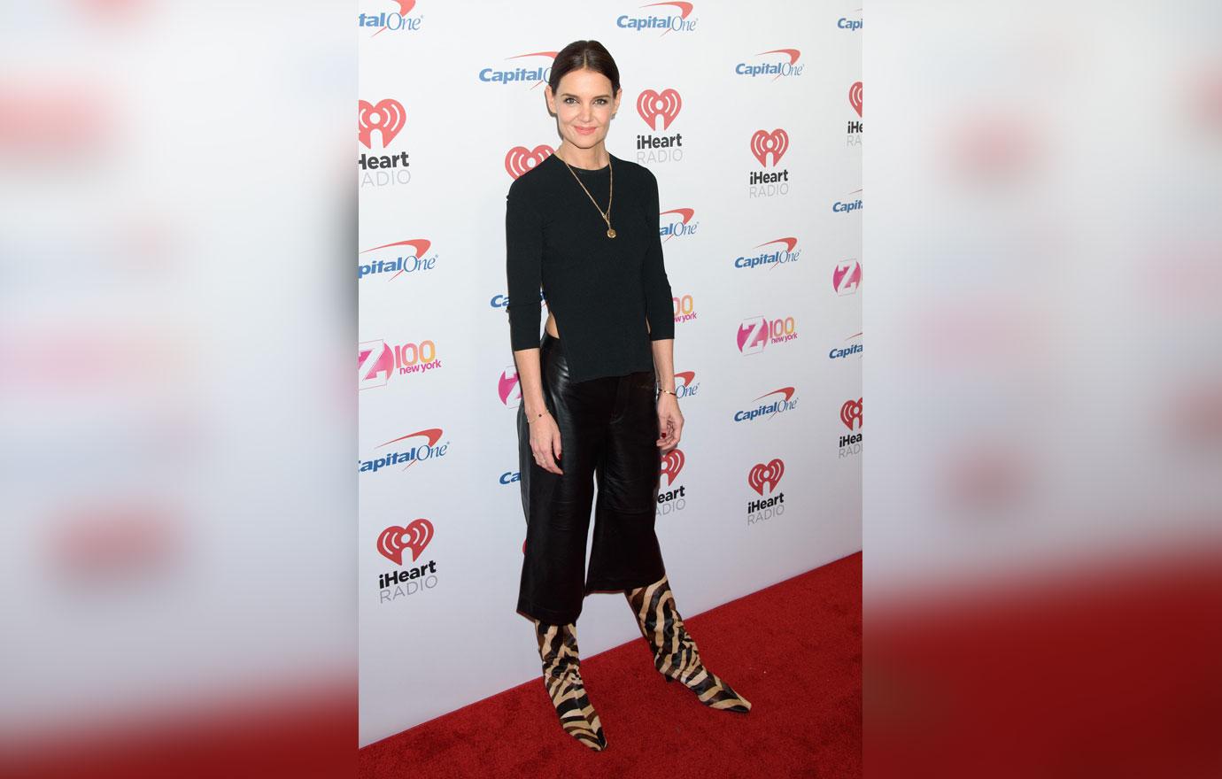 Katie Holmes Poses Alone At Jingle Ball After Jamie Split