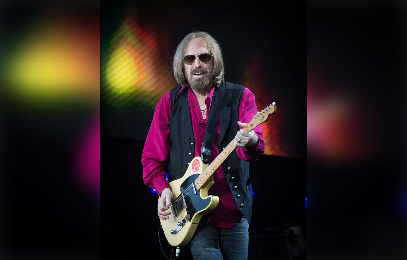 Tom Petty – His Secret Life Of Heroin, Hitting, And Hardship