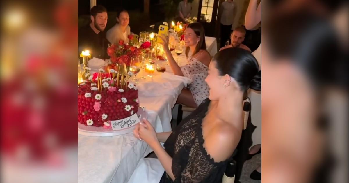 Photo of Kylie Jenner, Hailey Bieber and Justin Bieber