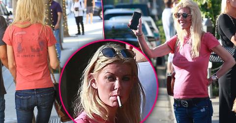 Tara Reid Looks Like Hot Mess Jewelry Shopping