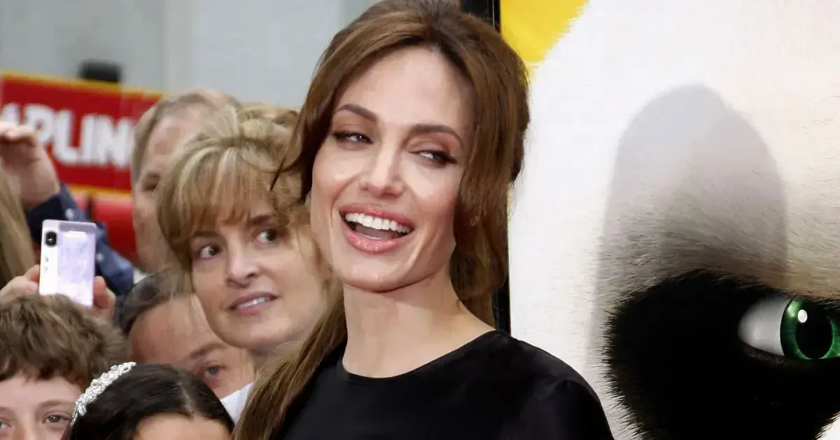 angelina jolie sparks mental health