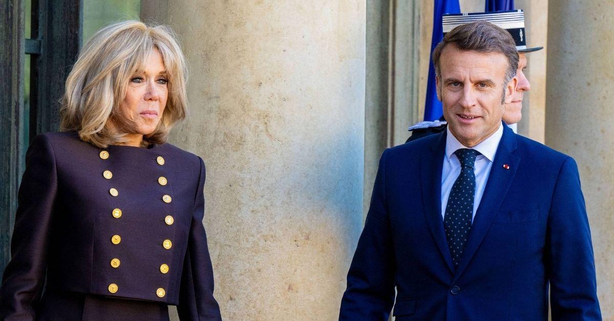 picture of Emmanuel Macron and Brigitte Macron
