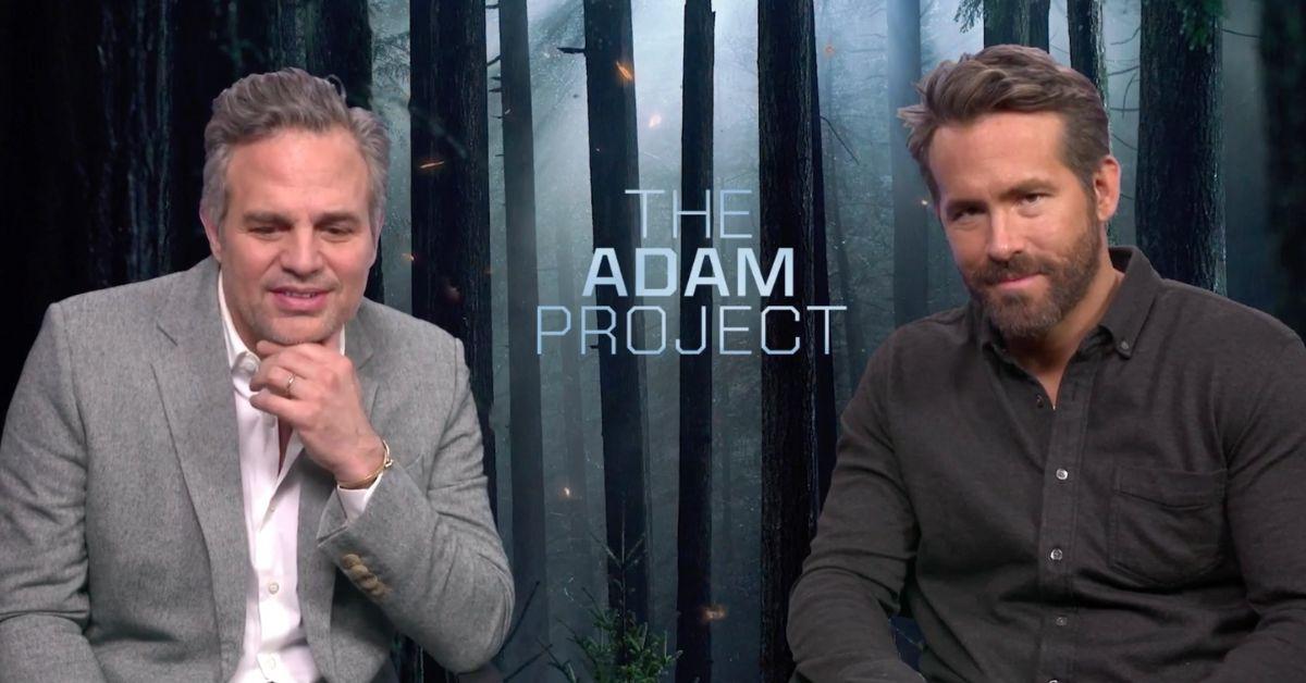 Photo of Ryan Reynolds and Mark Ruffalo