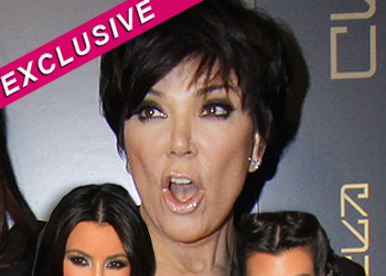 //kris jenner kim kourtney host