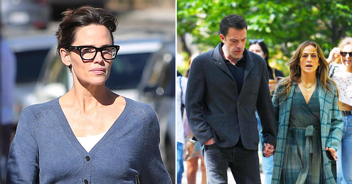 cilia præsentation balance Jen Garner 'Bumps' Into Ex-Husband Ben Affleck & Jennifer Lopez  Trick-Or-Treating