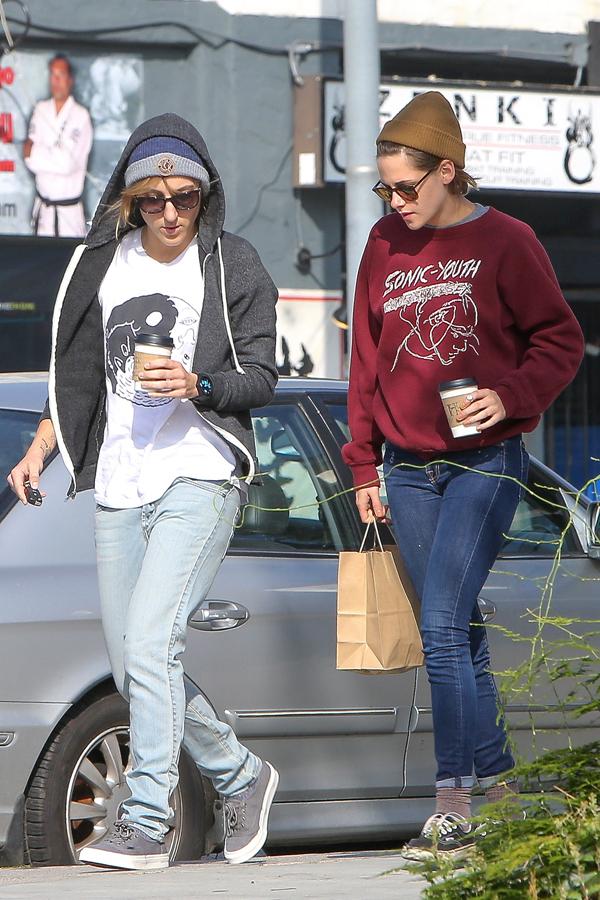 Kristen Stewart Alicia Cargile