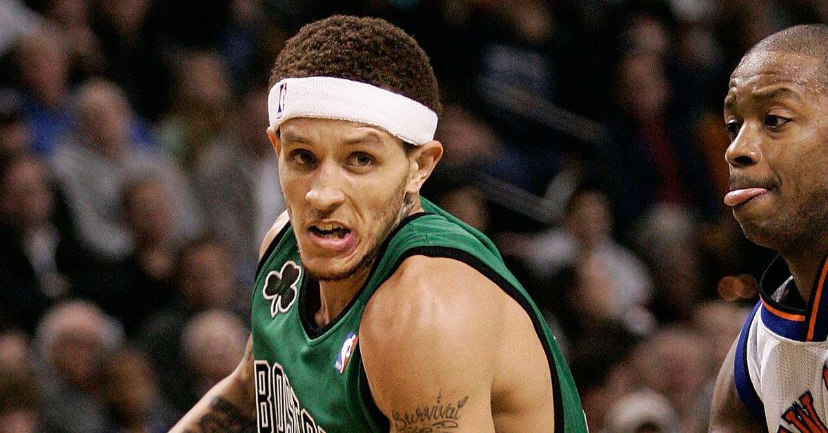 delonte west panhandling money video mental health