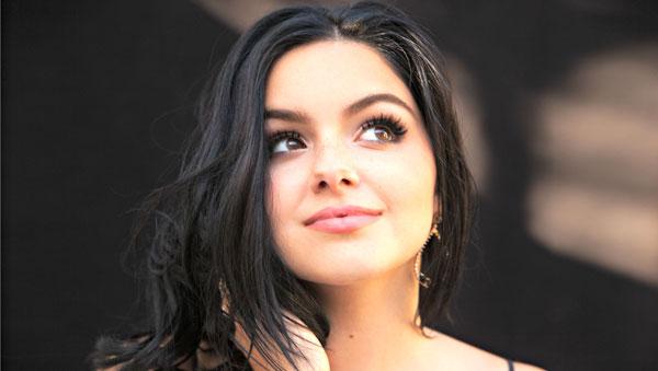 //ariel winter breast reduction surgery