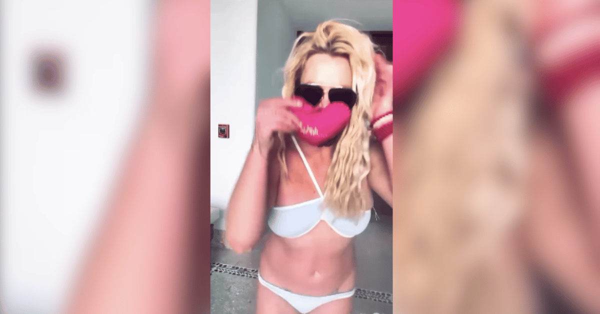 britney spears shows off tattoos in raunchy dance video