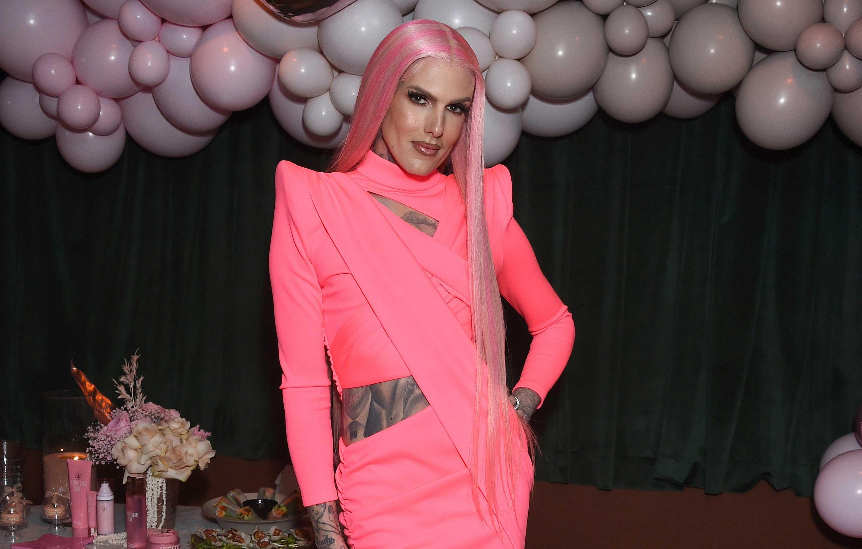 Drag Races Shea Coulee Slams Jeffree Star For Not Embracing Non-Binary  Pronouns