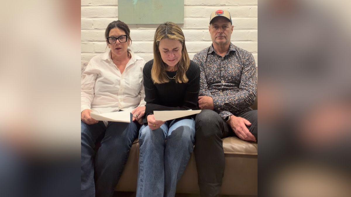 Photo of Savannah Guthrie and siblings